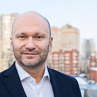 Дмитрий Сутормин, co-founder в Аngelsdeck, managing partner в Yellowrockets.vc